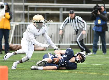Thumbnail 2 in Jesuit vs Lake Oswego (OSAA 6A Semifinal) photogallery.
