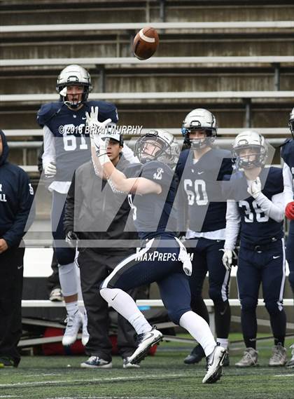 Thumbnail 3 in Jesuit vs Lake Oswego (OSAA 6A Semifinal) photogallery.