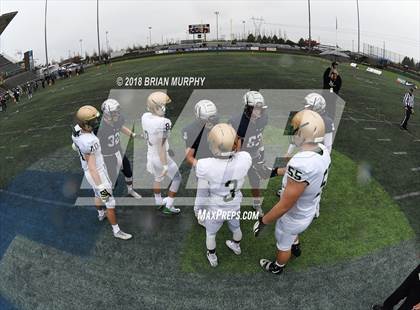 Thumbnail 3 in Jesuit vs Lake Oswego (OSAA 6A Semifinal) photogallery.
