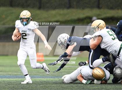 Thumbnail 3 in Jesuit vs Lake Oswego (OSAA 6A Semifinal) photogallery.