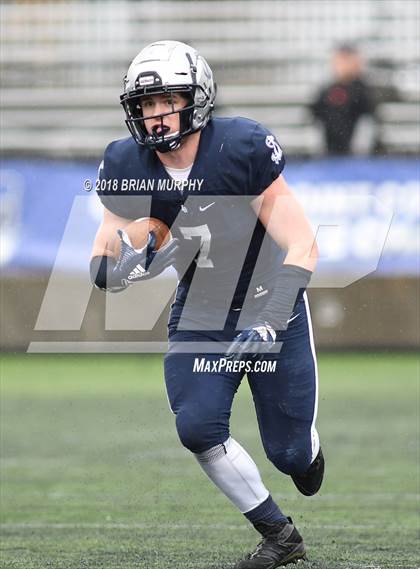Thumbnail 2 in Jesuit vs Lake Oswego (OSAA 6A Semifinal) photogallery.
