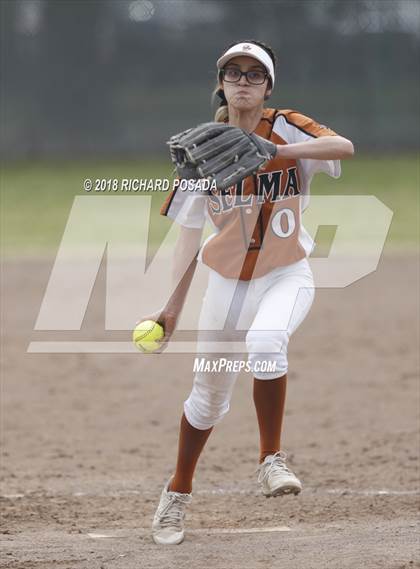 Thumbnail 1 in Clovis East vs. Selma photogallery.