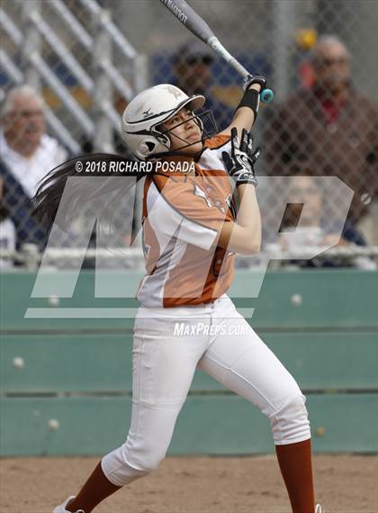 Thumbnail 3 in Clovis East vs. Selma photogallery.