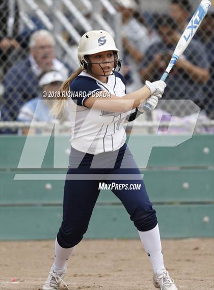 Thumbnail 3 in Clovis East vs. Selma photogallery.