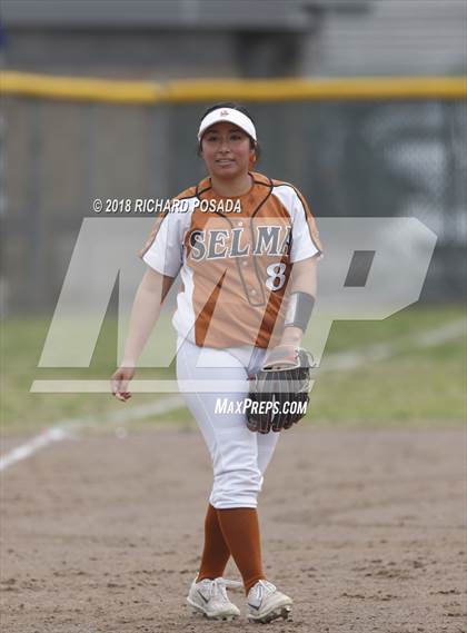 Thumbnail 1 in Clovis East vs. Selma photogallery.