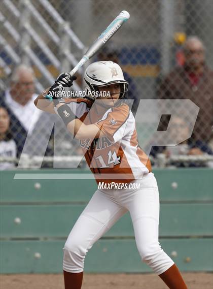 Thumbnail 3 in Clovis East vs. Selma photogallery.
