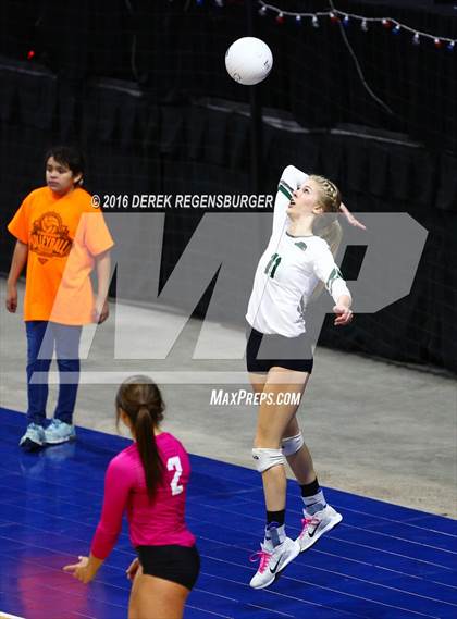 Thumbnail 2 in Fossil Ridge vs Highlands Ranch (CHSAA 5A Playoff) photogallery.