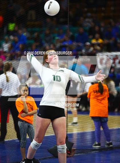 Thumbnail 2 in Fossil Ridge vs Highlands Ranch (CHSAA 5A Playoff) photogallery.
