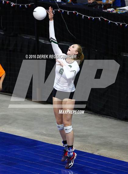 Thumbnail 2 in Fossil Ridge vs Highlands Ranch (CHSAA 5A Playoff) photogallery.