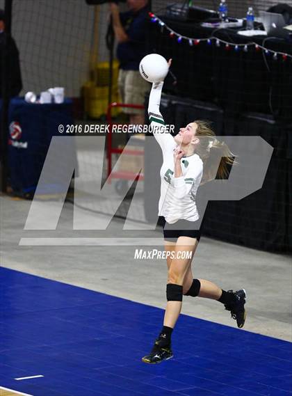 Thumbnail 1 in Fossil Ridge vs Highlands Ranch (CHSAA 5A Playoff) photogallery.