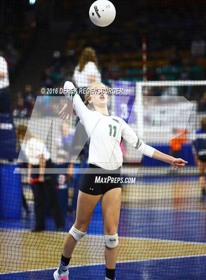 Thumbnail 2 in Fossil Ridge vs Highlands Ranch (CHSAA 5A Playoff) photogallery.