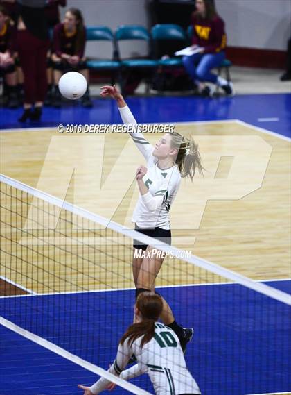Thumbnail 3 in Fossil Ridge vs Highlands Ranch (CHSAA 5A Playoff) photogallery.