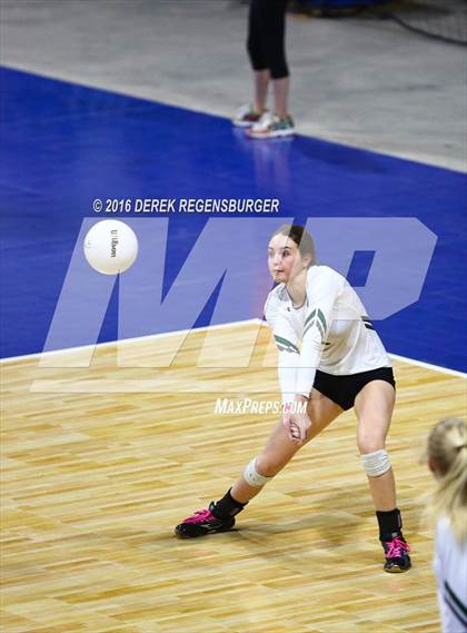 Thumbnail 2 in Fossil Ridge vs Highlands Ranch (CHSAA 5A Playoff) photogallery.