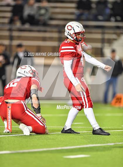 Thumbnail 2 in Gilmer @ Carthage (UIL 4A Region Final) photogallery.
