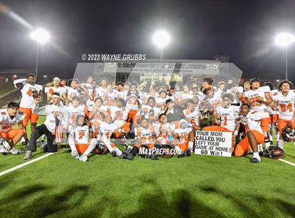 Thumbnail 3 in Gilmer @ Carthage (UIL 4A Region Final) photogallery.