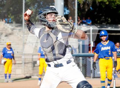 Thumbnail 1 in Bishop Amat vs La Salle photogallery.