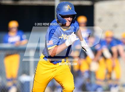 Thumbnail 1 in Bishop Amat vs La Salle photogallery.