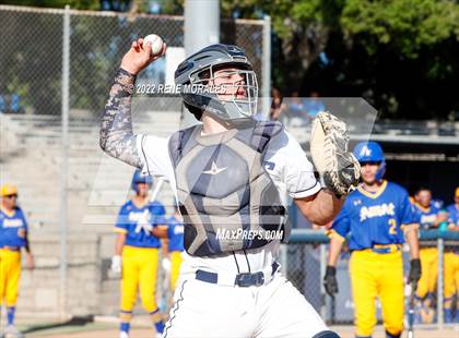 Thumbnail 2 in Bishop Amat vs La Salle photogallery.