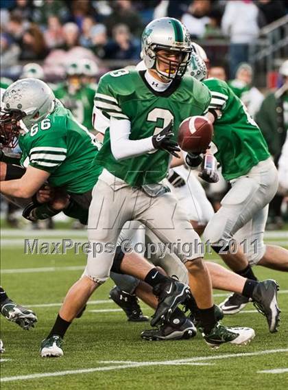 Thumbnail 2 in Mansfield vs. Reading Memorial (MIAA Division II East Final) photogallery.