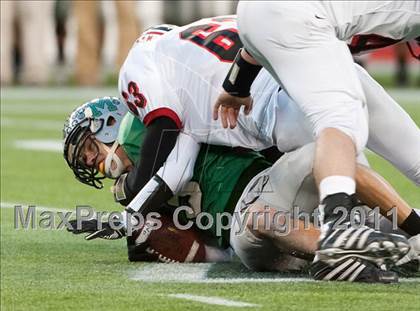 Thumbnail 2 in Mansfield vs. Reading Memorial (MIAA Division II East Final) photogallery.