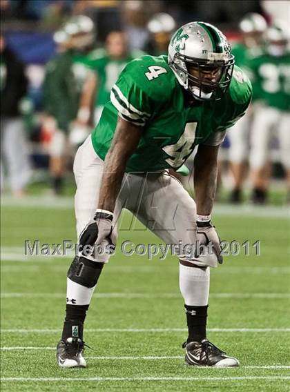 Thumbnail 3 in Mansfield vs. Reading Memorial (MIAA Division II East Final) photogallery.