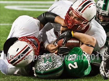 Thumbnail 3 in Mansfield vs. Reading Memorial (MIAA Division II East Final) photogallery.