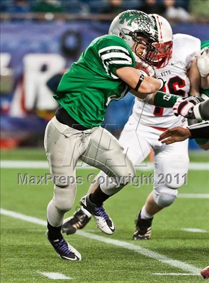 Thumbnail 3 in Mansfield vs. Reading Memorial (MIAA Division II East Final) photogallery.