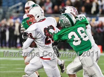 Thumbnail 2 in Mansfield vs. Reading Memorial (MIAA Division II East Final) photogallery.