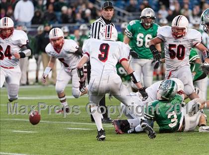 Thumbnail 1 in Mansfield vs. Reading Memorial (MIAA Division II East Final) photogallery.