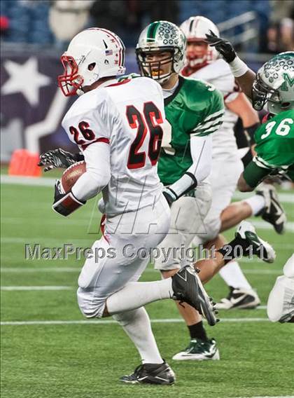 Thumbnail 3 in Mansfield vs. Reading Memorial (MIAA Division II East Final) photogallery.