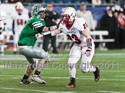 Thumbnail 3 in Mansfield vs. Reading Memorial (MIAA Division II East Final) photogallery.