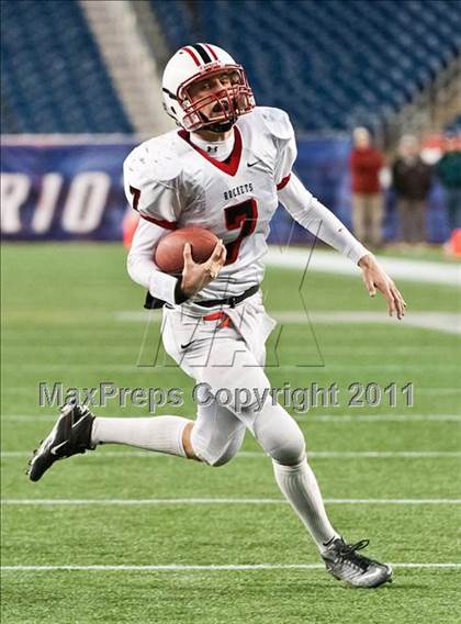 Thumbnail 1 in Mansfield vs. Reading Memorial (MIAA Division II East Final) photogallery.