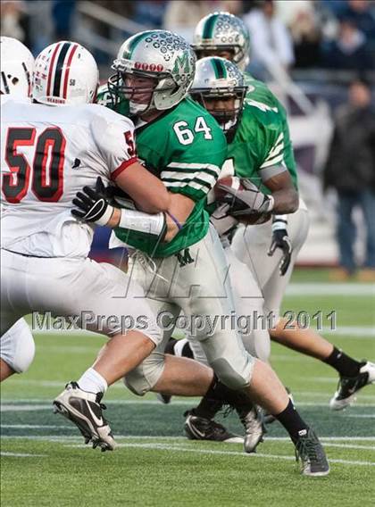 Thumbnail 3 in Mansfield vs. Reading Memorial (MIAA Division II East Final) photogallery.