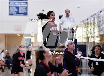 Thumbnail 2 in Tampa Bay HEAT vs Robinson photogallery.