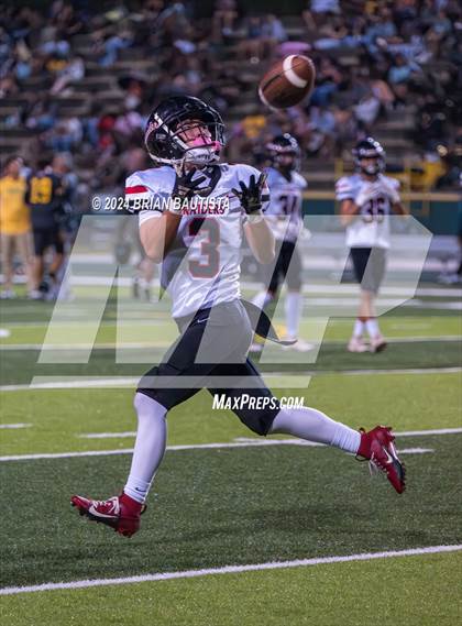 Thumbnail 1 in 'Iolani @ Leilehua photogallery.