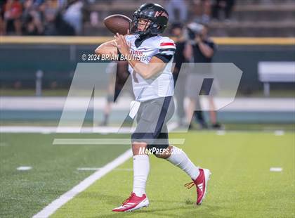 Thumbnail 3 in 'Iolani @ Leilehua photogallery.