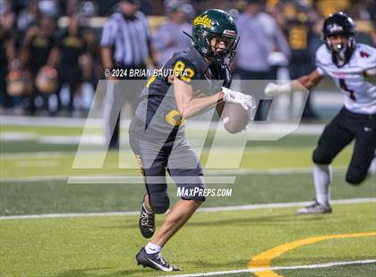 Thumbnail 1 in 'Iolani @ Leilehua photogallery.