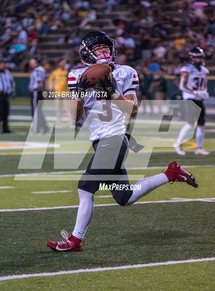 Thumbnail 2 in 'Iolani @ Leilehua photogallery.
