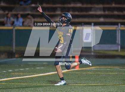 Thumbnail 2 in 'Iolani @ Leilehua photogallery.
