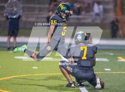 Thumbnail 3 in 'Iolani @ Leilehua photogallery.