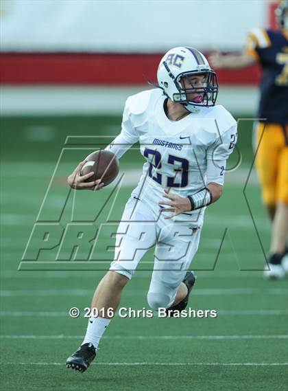 Thumbnail 2 in Mayflower vs. Central Arkansas Christian (Kickoff Classic) photogallery.