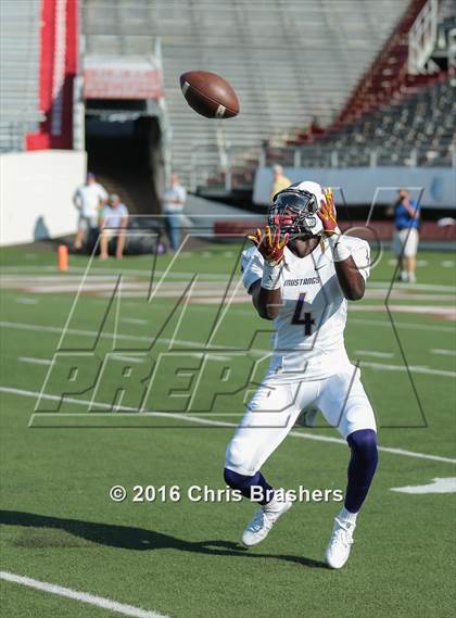 Thumbnail 2 in Mayflower vs. Central Arkansas Christian (Kickoff Classic) photogallery.