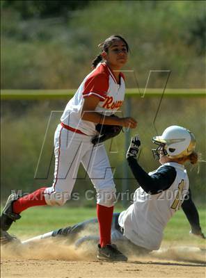 Thumbnail 3 in Santa Margarita @ Rosary photogallery.