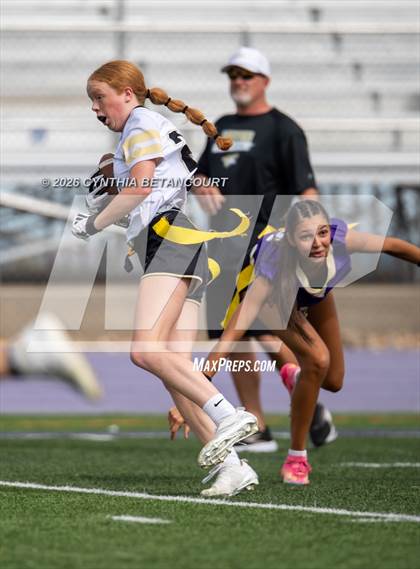 Thumbnail 2 in Holy Family vs Monarch photogallery.