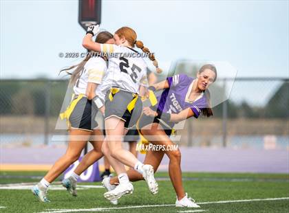 Thumbnail 3 in Holy Family vs Monarch photogallery.