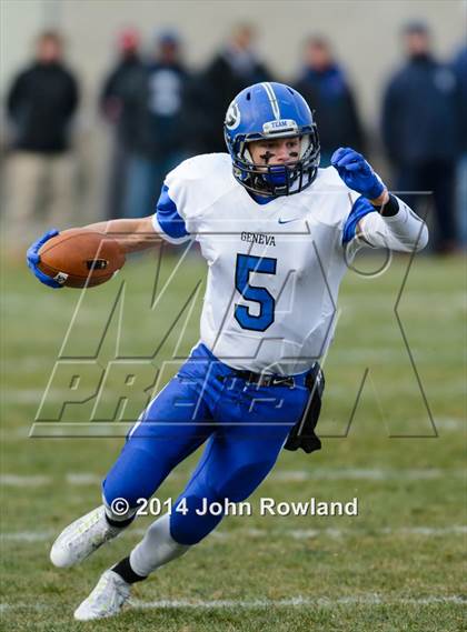 Thumbnail 1 in Geneva @ Cary-Grove (IHSA Class 7A Quarterfinal) photogallery.