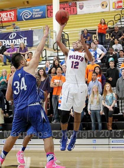 Thumbnail 1 in St. Joseph Notre Dame vs. Capital Christian (CIF NorCal Regional D5 Final) photogallery.