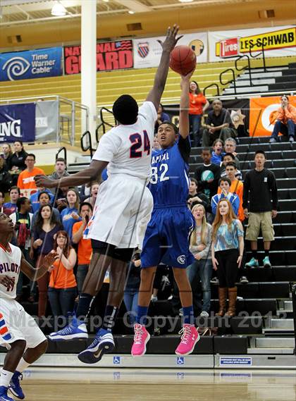 Thumbnail 1 in St. Joseph Notre Dame vs. Capital Christian (CIF NorCal Regional D5 Final) photogallery.