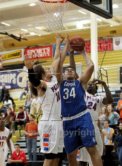 Thumbnail 1 in St. Joseph Notre Dame vs. Capital Christian (CIF NorCal Regional D5 Final) photogallery.