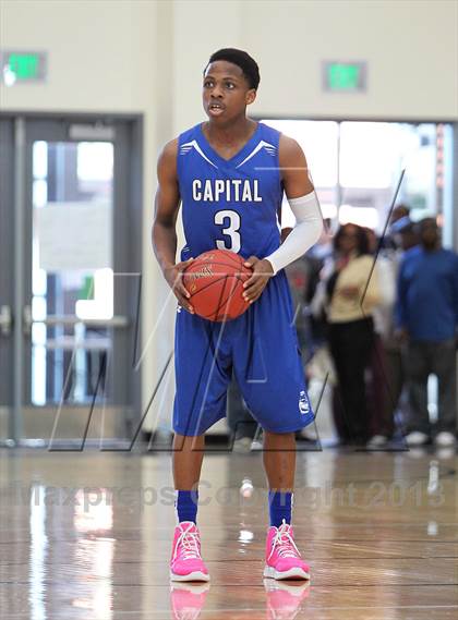 Thumbnail 2 in St. Joseph Notre Dame vs. Capital Christian (CIF NorCal Regional D5 Final) photogallery.